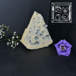 Le Bleu des Causses un fromage persillé, le bleu à base de lait de vache le plus marqué de notre "collection".